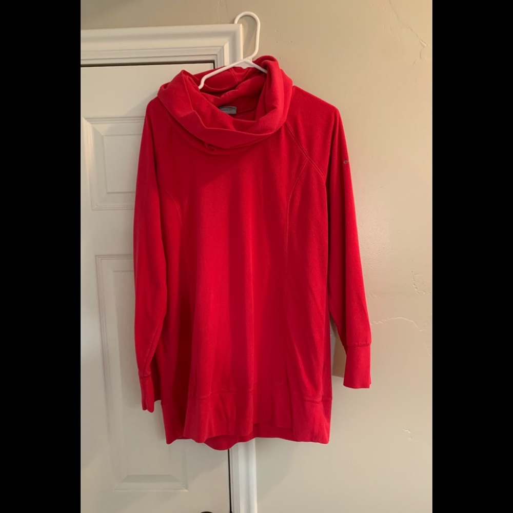 Columbia top